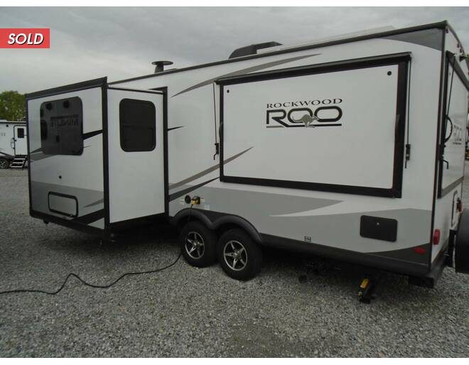 2023 Rockwood Roo Expandable 233S Travel Trailer at Arrowhead Camper Sales, Inc. STOCK# N88210 Photo 9