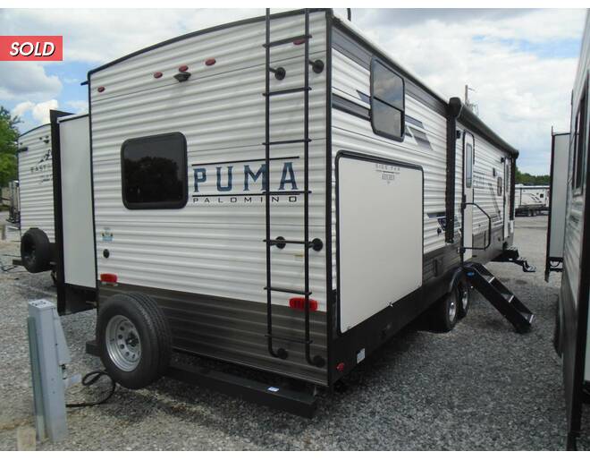 2023 Palomino Puma 31QBBH Travel Trailer at Arrowhead Camper Sales, Inc. STOCK# N00035 Photo 12