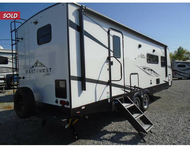 2022 East to West Alta 2600KRB Travel Trailer at Arrowhead Camper Sales, Inc. STOCK# N06087 Photo 10