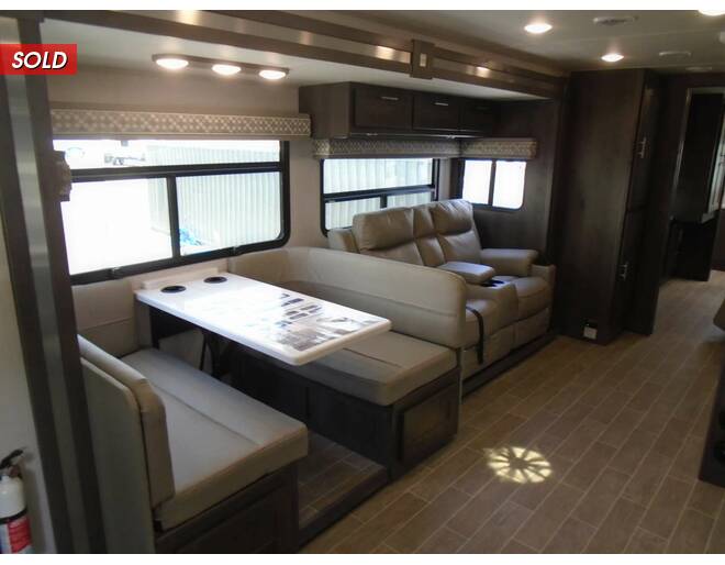 2022 Georgetown 5 Series GT5 Ford 34H5 Class A at Arrowhead Camper Sales, Inc. STOCK# N13360 Photo 17