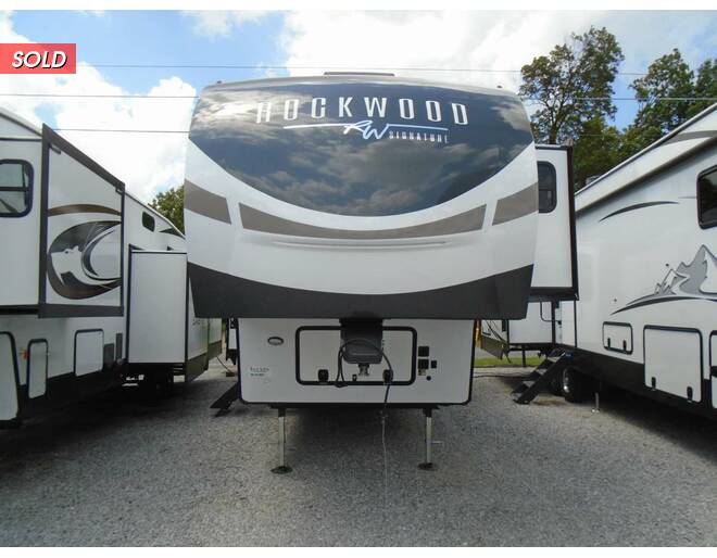 2023 Rockwood Ultra Lite 2893BS Fifth Wheel at Arrowhead Camper Sales, Inc. STOCK# N02844 Exterior Photo
