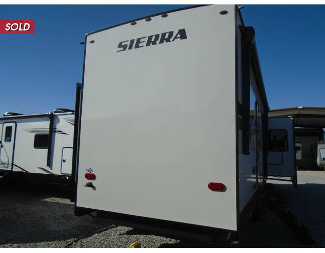 2023 Sierra Destination Trailer 401FLX Travel Trailer at Arrowhead Camper Sales, Inc. STOCK# N52352 Photo 6