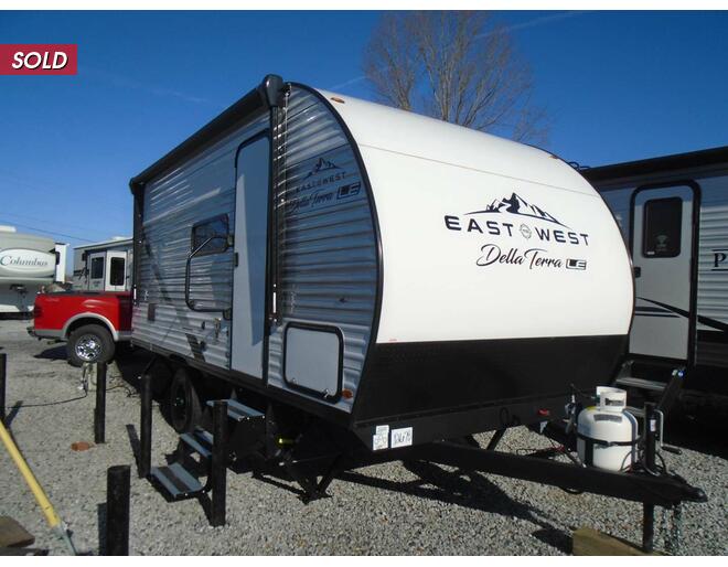 2023 East to West Della Terra LE 175BHLE Travel Trailer at Arrowhead Camper Sales, Inc. STOCK# N12678 Photo 2