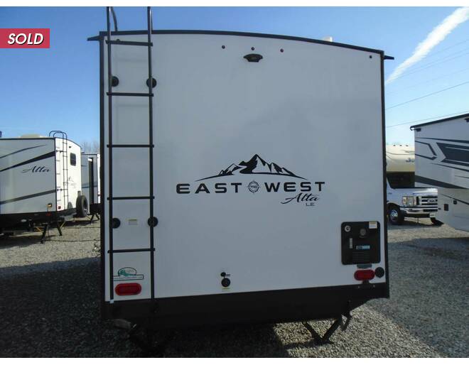 2023 East to West Alta LE 1600MRB Travel Trailer at Arrowhead Camper Sales, Inc. STOCK# N08603 Photo 10