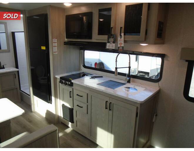 2023 East to West Alta LE 1600MRB Travel Trailer at Arrowhead Camper Sales, Inc. STOCK# N08603 Photo 15