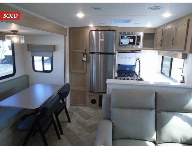 2023 Palomino SolAire Ultra Lite 306RKTS Travel Trailer at Arrowhead Camper Sales, Inc. STOCK# N59462 Photo 19