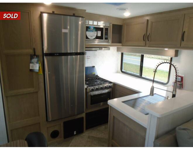2023 Palomino SolAire Ultra Lite 306RKTS Travel Trailer at Arrowhead Camper Sales, Inc. STOCK# N59462 Photo 21