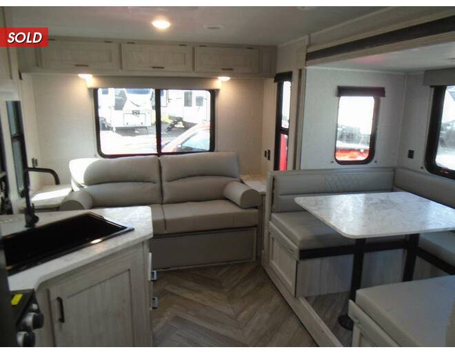 2023 East to West Della Terra LE 240RLLE Travel Trailer at Arrowhead Camper Sales, Inc. STOCK# N00165 Photo 16