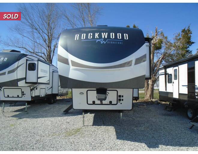 2023 Rockwood Signature 2622RK Fifth Wheel at Arrowhead Camper Sales, Inc. STOCK# N03827 Exterior Photo