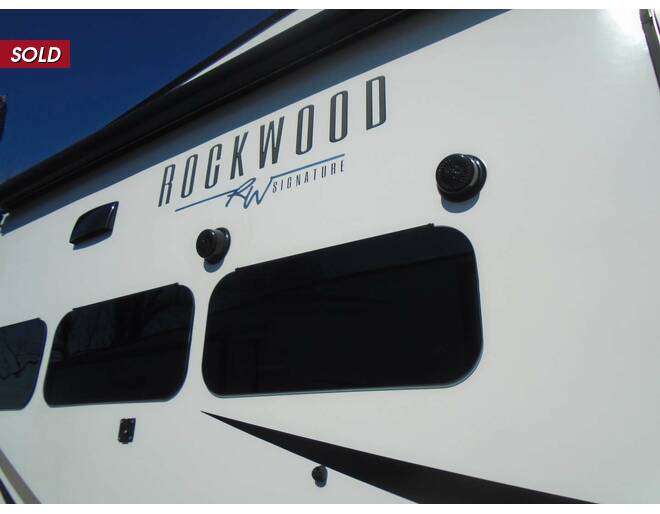 2023 Rockwood Signature 2622RK Fifth Wheel at Arrowhead Camper Sales, Inc. STOCK# N03827 Photo 9