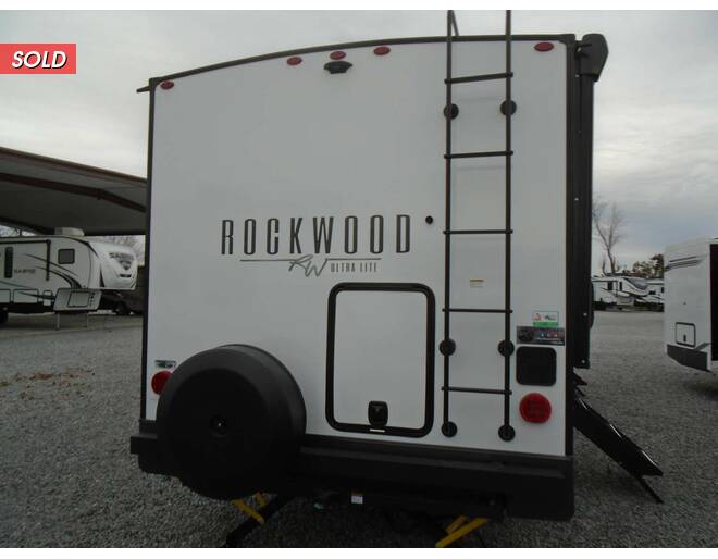 2023 Rockwood Ultra Lite 2706WS Travel Trailer at Arrowhead Camper Sales, Inc. STOCK# N87675 Photo 11
