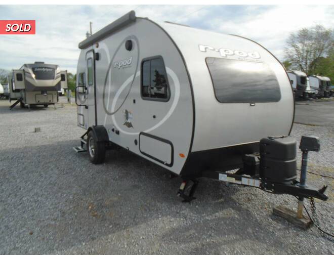 2020 R-Pod 190 Travel Trailer at Arrowhead Camper Sales, Inc. STOCK# UU24037 Photo 2
