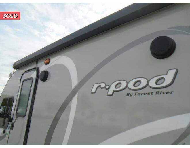 2020 R-Pod 190 Travel Trailer at Arrowhead Camper Sales, Inc. STOCK# UU24037 Photo 6