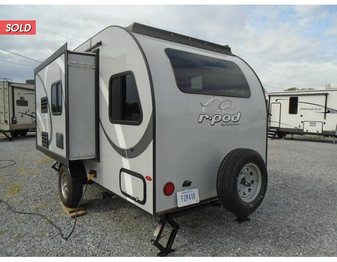 2020 R-Pod 190 Travel Trailer at Arrowhead Camper Sales, Inc. STOCK# UU24037 Photo 10