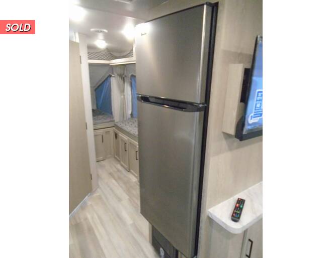 2023 Rockwood Roo Expandable 233S Travel Trailer at Arrowhead Camper Sales, Inc. STOCK# N88210 Photo 25