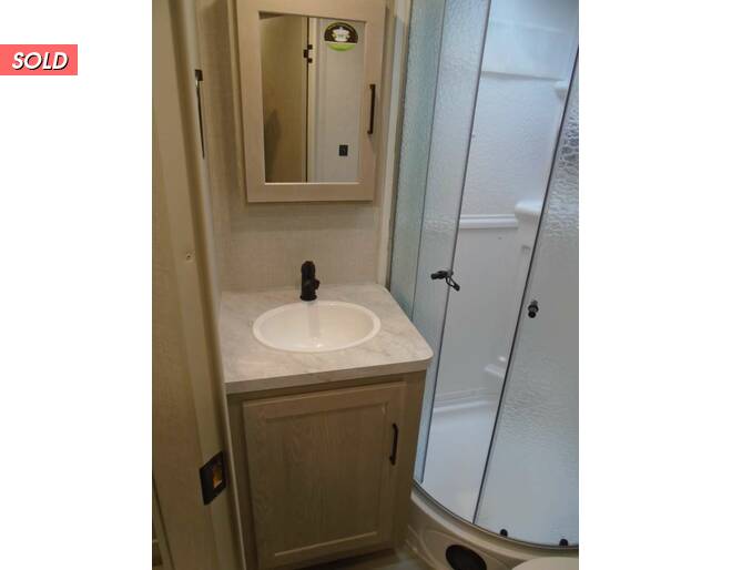 2023 Rockwood Roo Expandable 233S Travel Trailer at Arrowhead Camper Sales, Inc. STOCK# N88210 Photo 27