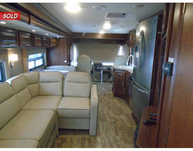 2016 Georgetown Ford 335DS Class A at Arrowhead Camper Sales, Inc. STOCK# U07114 Photo 23
