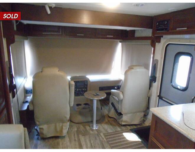 2016 Georgetown Ford 335DS Class A at Arrowhead Camper Sales, Inc. STOCK# U07114 Photo 31