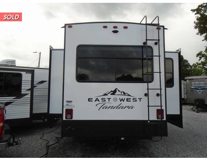2023 East to West Tandara 320RL Fifth Wheel at Arrowhead Camper Sales, Inc. STOCK# N12280 Photo 10