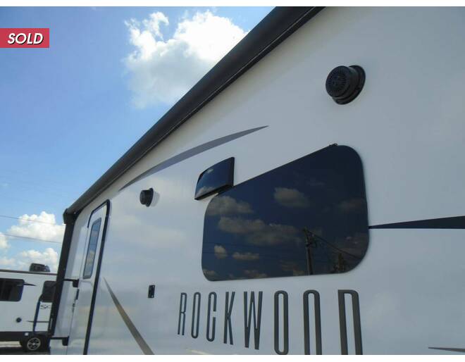2023 Rockwood Ultra Lite 2606WS Travel Trailer at Arrowhead Camper Sales, Inc. STOCK# N89549 Photo 7