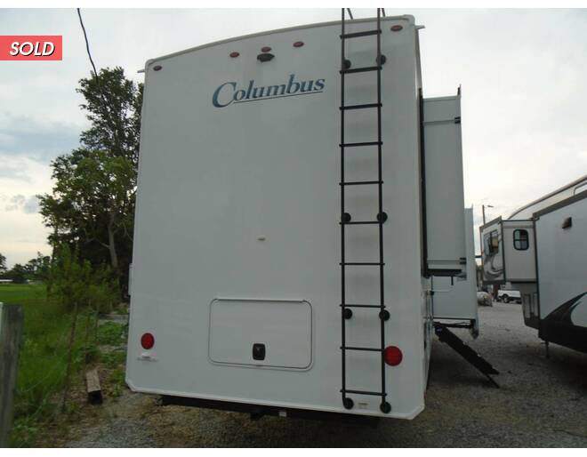 2023 Palomino Columbus 388FK Fifth Wheel at Arrowhead Camper Sales, Inc. STOCK# N14337 Photo 9