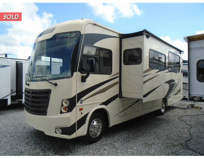 2017 FR3 Ford Crossover 30DS Class A at Arrowhead Camper Sales, Inc. STOCK# UU06313 Photo 14