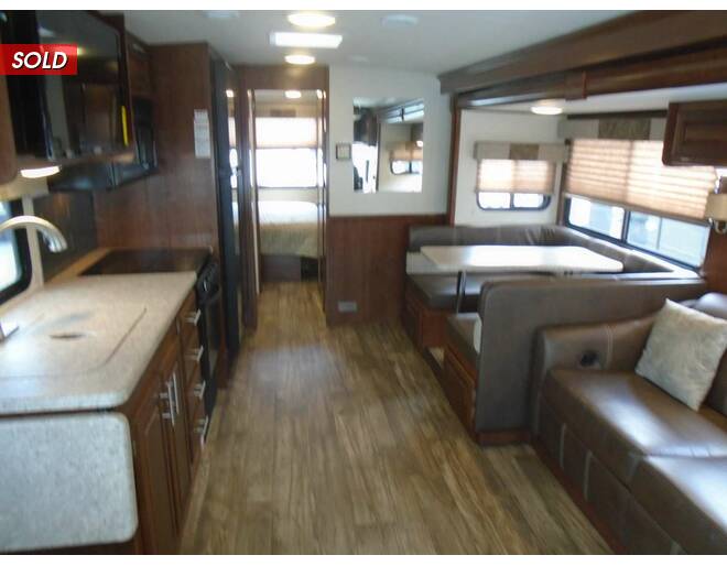 2017 FR3 Ford Crossover 30DS Class A at Arrowhead Camper Sales, Inc. STOCK# UU06313 Photo 15