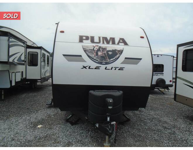 2020 Palomino Puma XLE Lite 31BHSC Travel Trailer at Arrowhead Camper Sales, Inc. STOCK# U04713 Photo 2