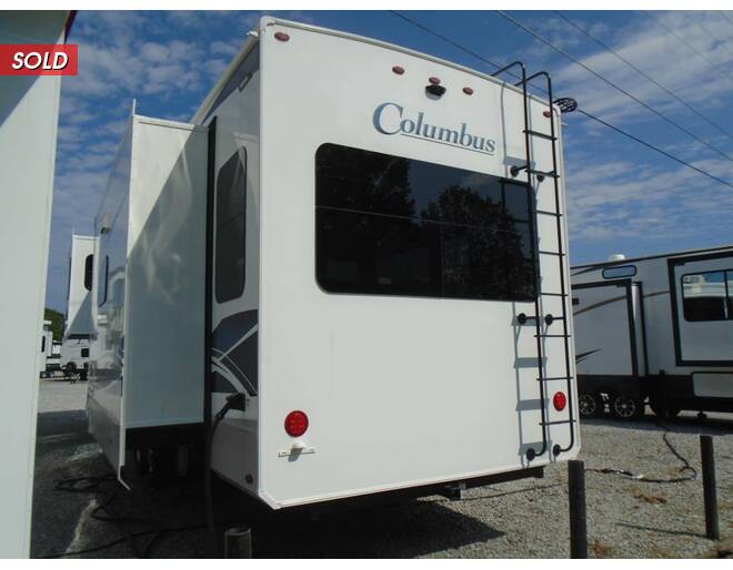2023 Palomino Columbus 383FB Fifth Wheel at Arrowhead Camper Sales, Inc. STOCK# N14257 Photo 11