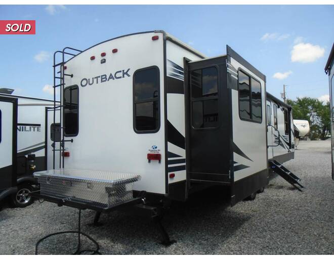 2020 Keystone Outback 341RD Travel Trailer at Arrowhead Camper Sales, Inc. STOCK# U50178 Photo 9