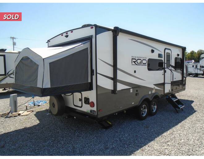 2024 Rockwood Roo Expandable 233S Travel Trailer at Arrowhead Camper Sales, Inc. STOCK# N90235 Photo 13