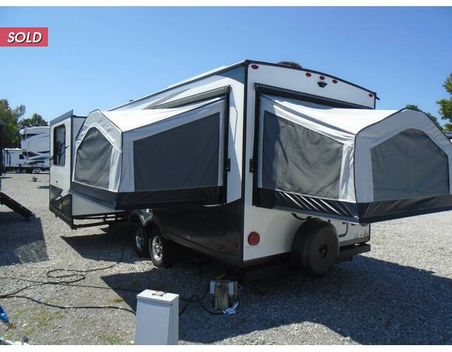 2024 Rockwood Roo Expandable 233S Travel Trailer at Arrowhead Camper Sales, Inc. STOCK# N90235 Photo 15