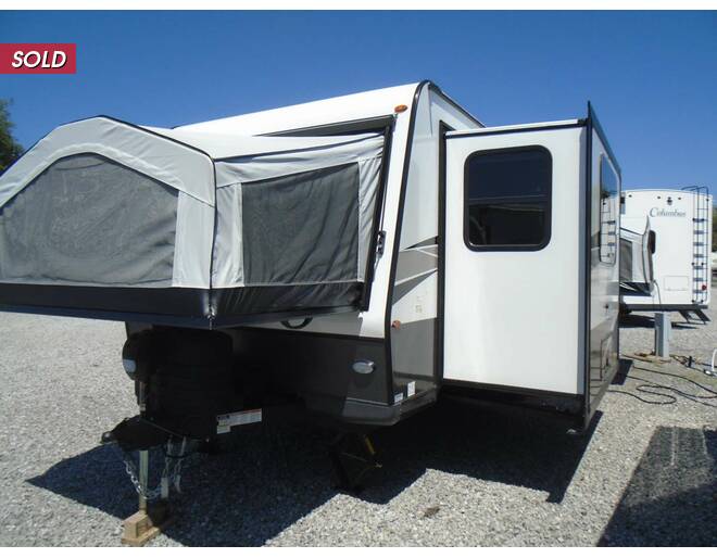 2024 Rockwood Roo Expandable 233S Travel Trailer at Arrowhead Camper Sales, Inc. STOCK# N90235 Photo 17