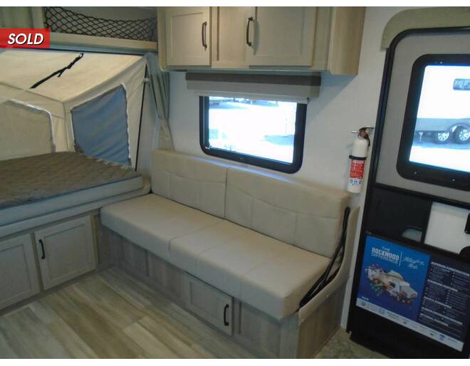 2024 Rockwood Roo Expandable 233S Travel Trailer at Arrowhead Camper Sales, Inc. STOCK# N90235 Photo 19