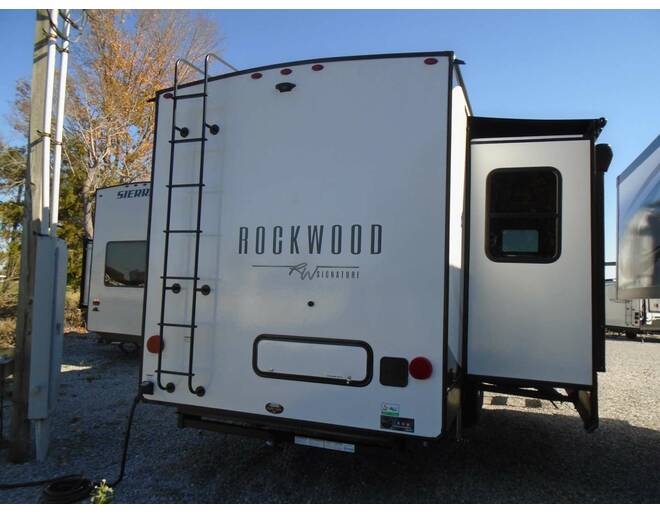 2024 Rockwood Signature 371RK Fifth Wheel at Arrowhead Camper Sales, Inc. STOCK# N05645 Photo 9