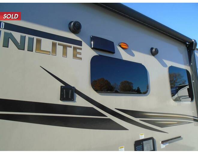 2022 Rockwood Mini Lite 2511S Travel Trailer at Arrowhead Camper Sales, Inc. STOCK# U48996 Photo 10