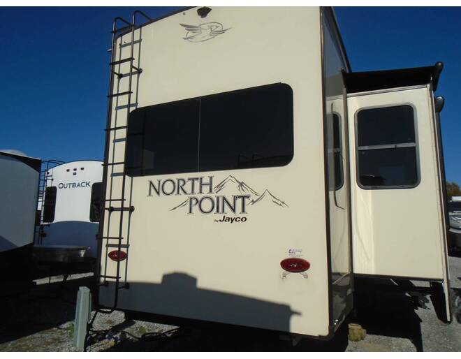 2019 Jayco North Point 315RLTS Fifth Wheel at Arrowhead Camper Sales, Inc. STOCK# UC0123 Photo 10