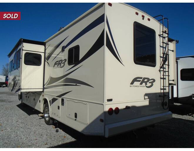 2021 FR3 Ford Crossover 30DS Class A at Arrowhead Camper Sales, Inc. STOCK# U09394 Photo 10