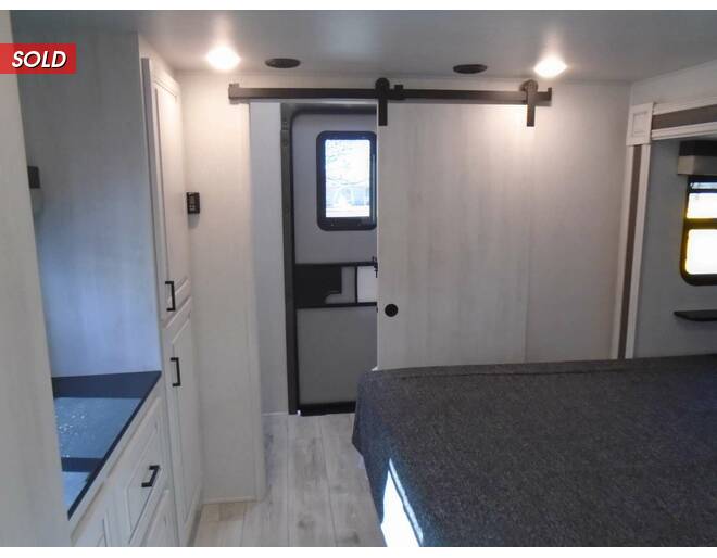 2024 East to West Ahara 390DS Fifth Wheel at Arrowhead Camper Sales, Inc. STOCK# N00698 Photo 35