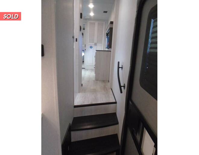 2024 East to West Ahara 390DS Fifth Wheel at Arrowhead Camper Sales, Inc. STOCK# N00698 Photo 36