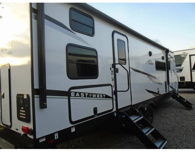 2024 East to West Alta 2800KBH Travel Trailer at Arrowhead Camper Sales, Inc. STOCK# N09984 Photo 11