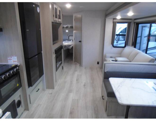 2024 East to West Alta 2800KBH Travel Trailer at Arrowhead Camper Sales, Inc. STOCK# N09984 Photo 26