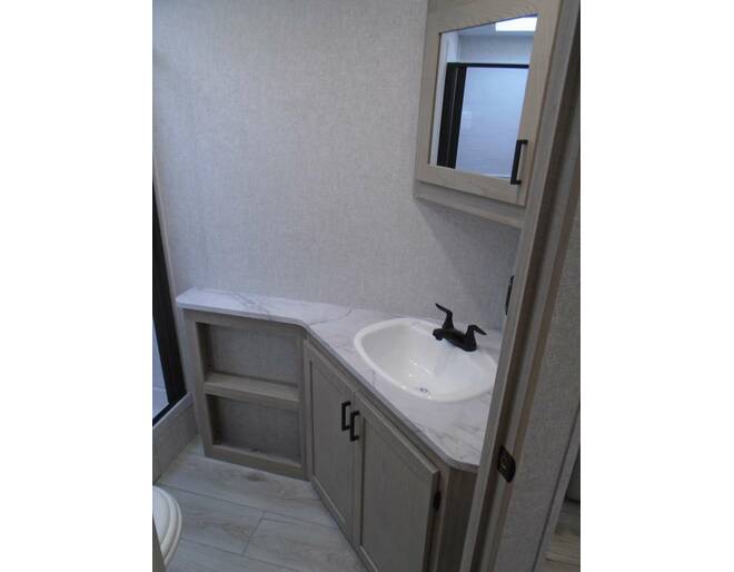 2024 East to West Alta 2800KBH Travel Trailer at Arrowhead Camper Sales, Inc. STOCK# N09984 Photo 32