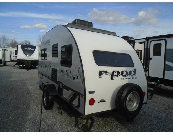 2021 R-Pod 171 Travel Trailer at Arrowhead Camper Sales, Inc. STOCK# U27194 Photo 7