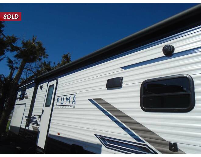2024 Palomino Puma 31QBBH Travel Trailer at Arrowhead Camper Sales, Inc. STOCK# N01541 Photo 9